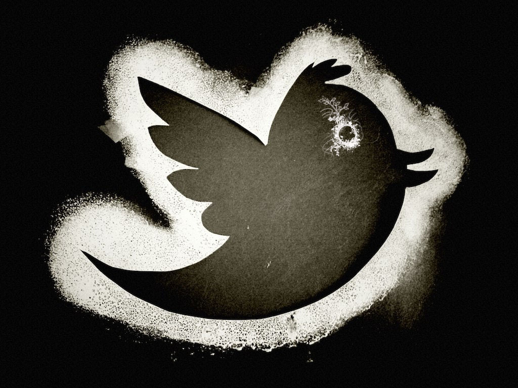 Twitter bird with Harlot logo