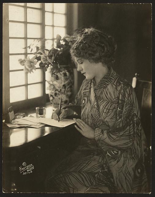 Mary Pickford wearing a kimono