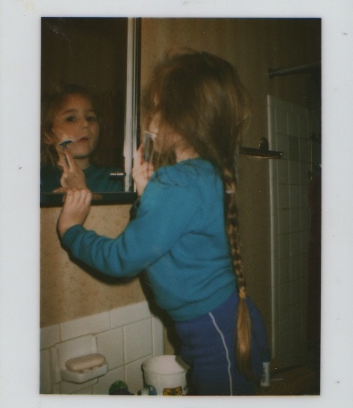 image of Carrie pretending to shave